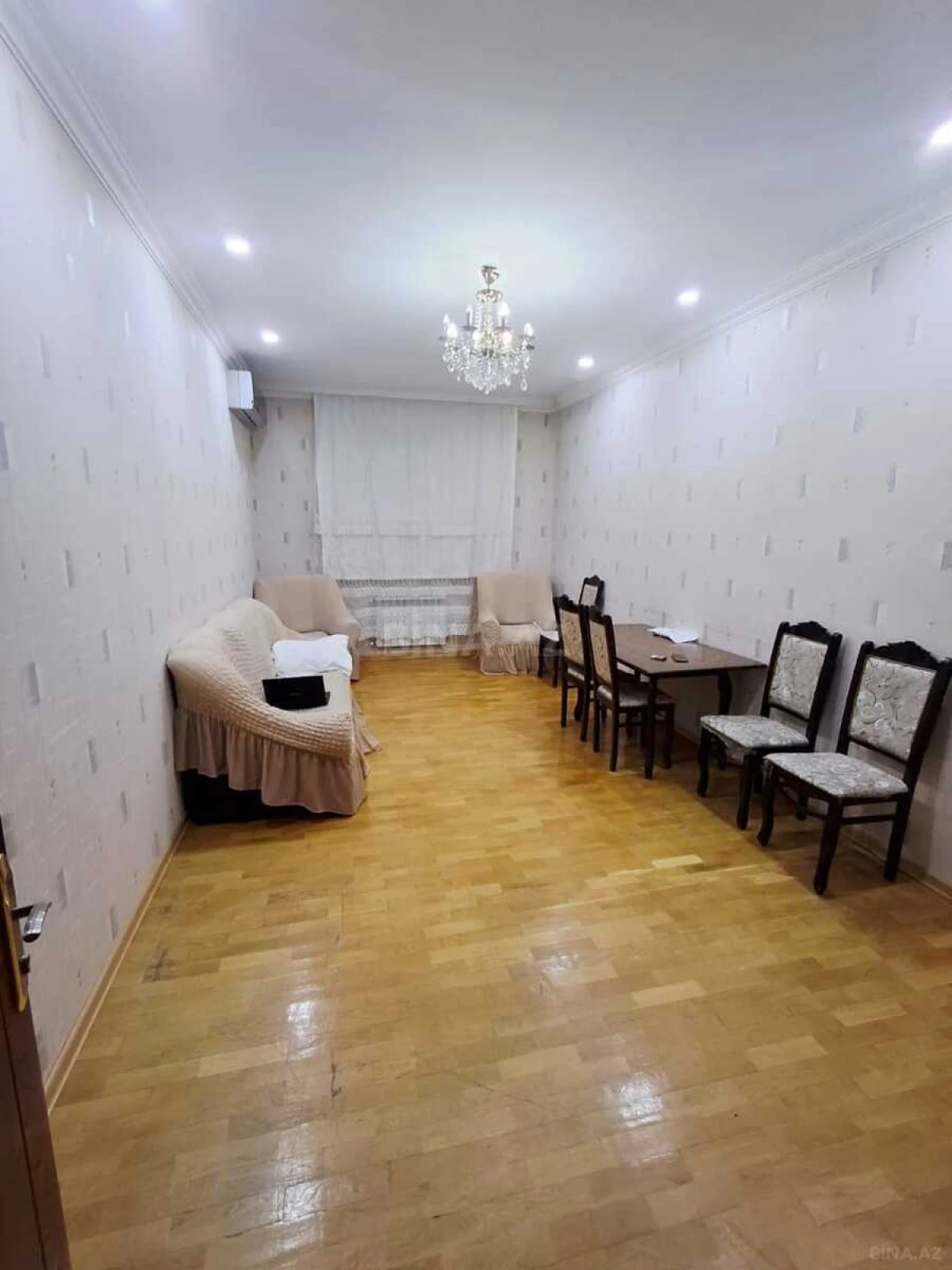 Satılır 3 otaqlı mənzil 127 m²