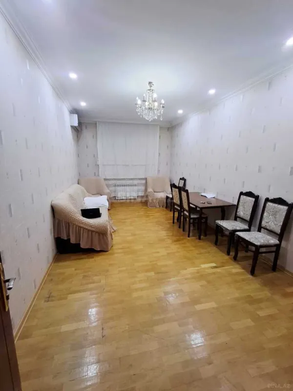Satılır 3 otaqlı mənzil 127 m²
