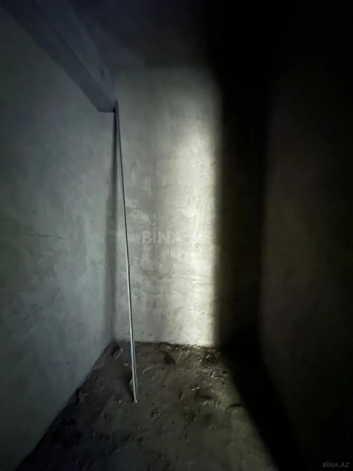 Satılır 1 otaqlı mənzil 78 m²