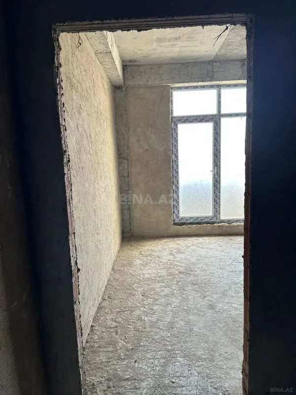 Satılır 1 otaqlı mənzil 78 m²