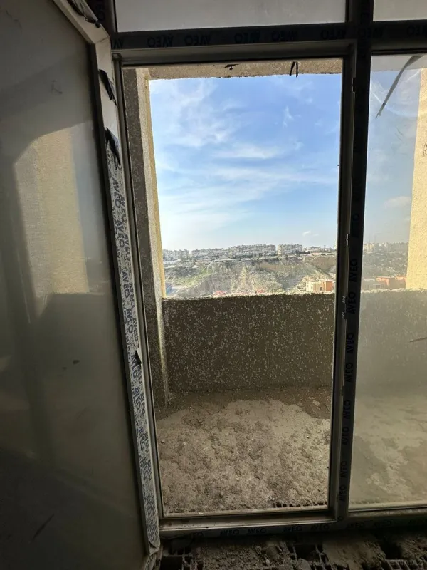 Satılır 1 otaqlı mənzil 78 m²