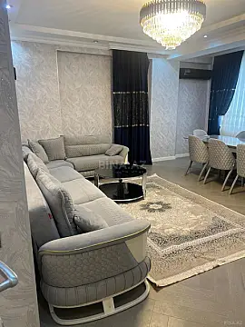 Kirayə verilir 4 otaqlı mənzil 160 m²