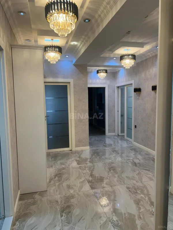 Kirayə verilir 4 otaqlı mənzil 160 m²