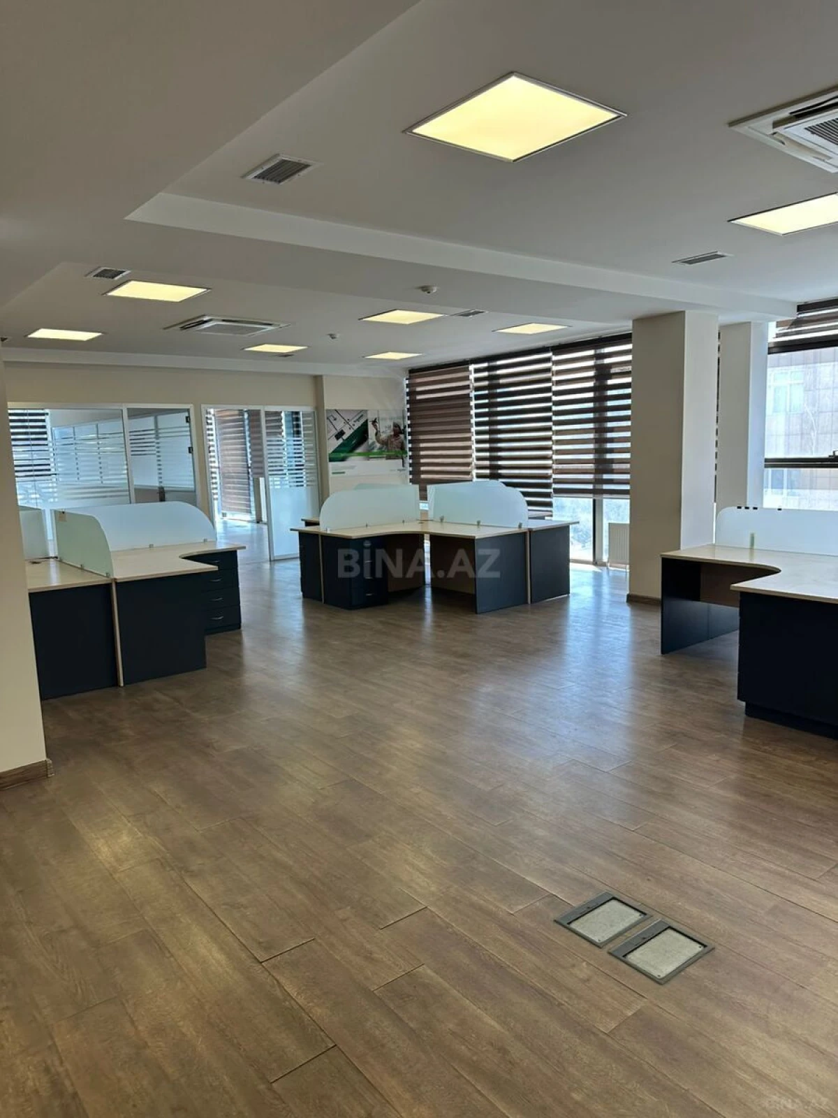 Kirayə verilir 8 otaqlı ofis 310 m²
