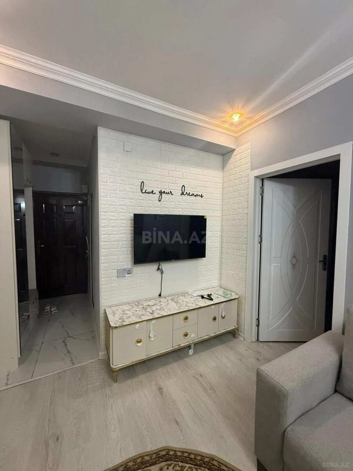 Kirayə verilir 2 otaqlı mənzil 48 m²