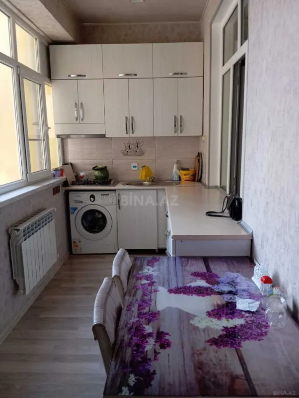 Kirayə verilir 2 otaqlı mənzil 55 m²