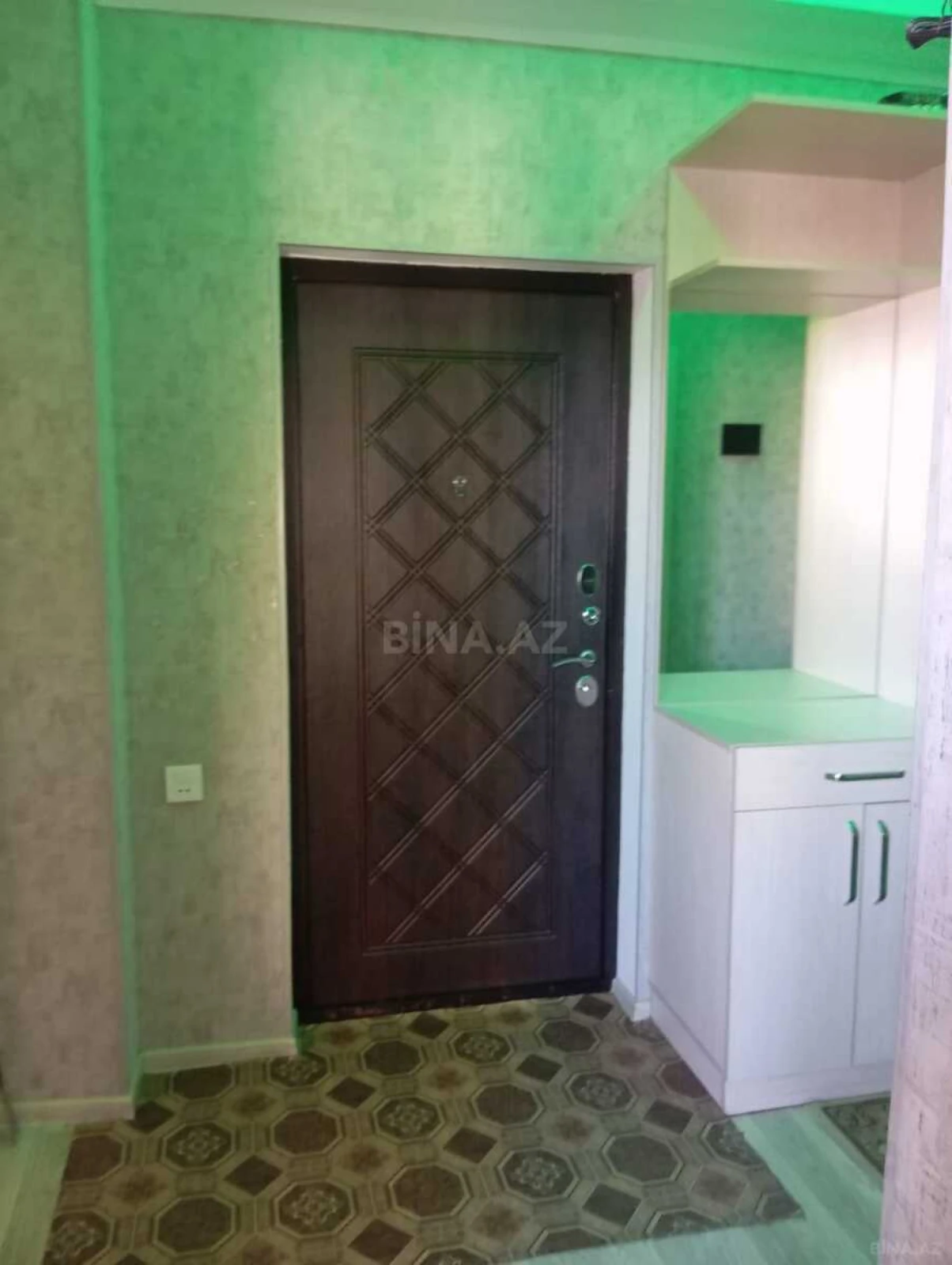 Kirayə verilir 2 otaqlı mənzil 55 m²