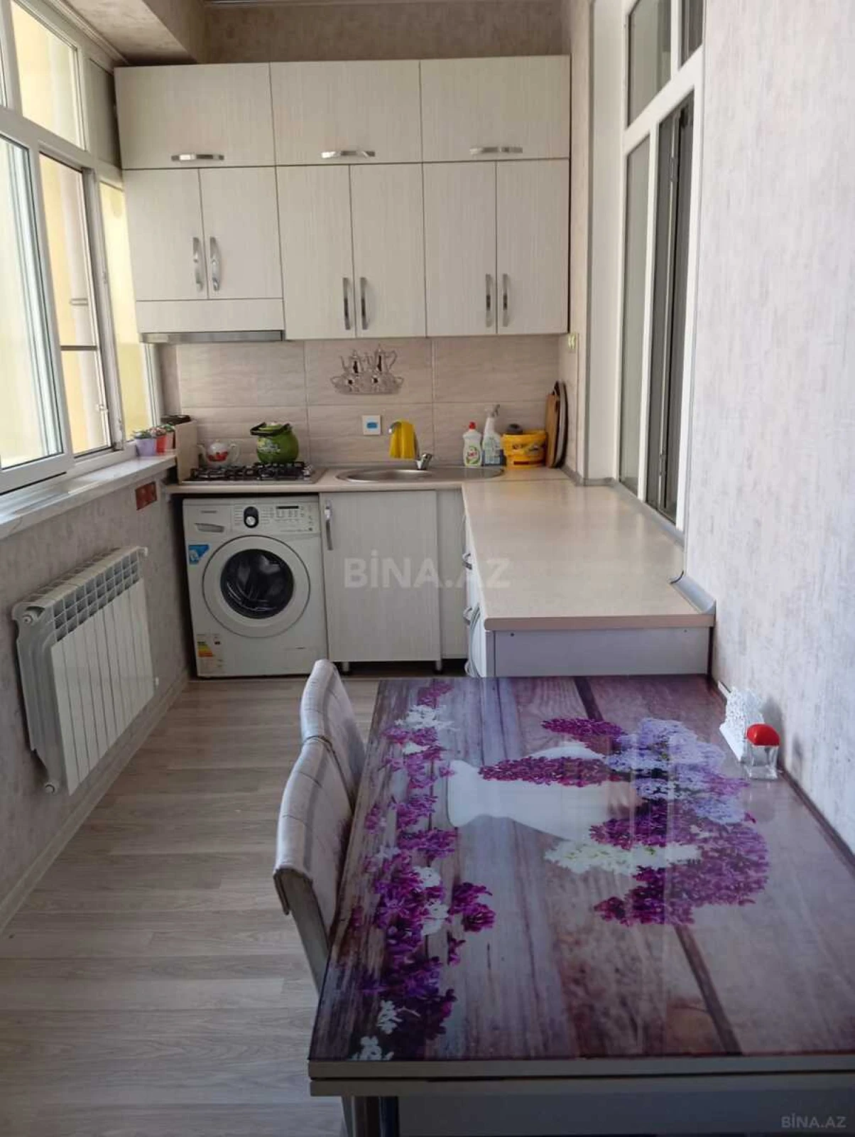Kirayə verilir 2 otaqlı mənzil 55 m²