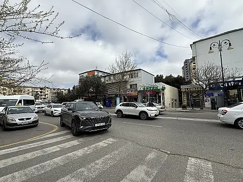 Satılır 2 otaqlı mənzil 30 m² — Bakı, Memar Əcəmi yanı 2 otaq 30.00 m²