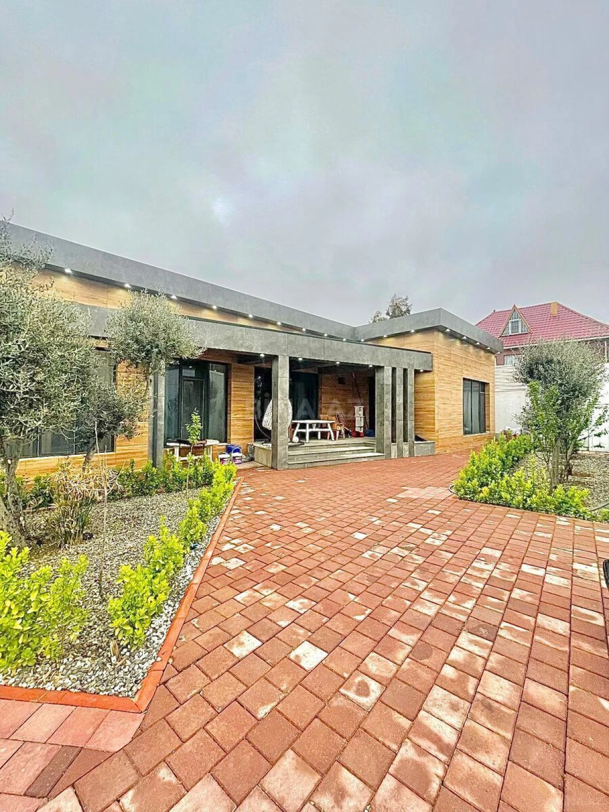 Kirayə verilir 4 otaqlı həyət evi 260 m²