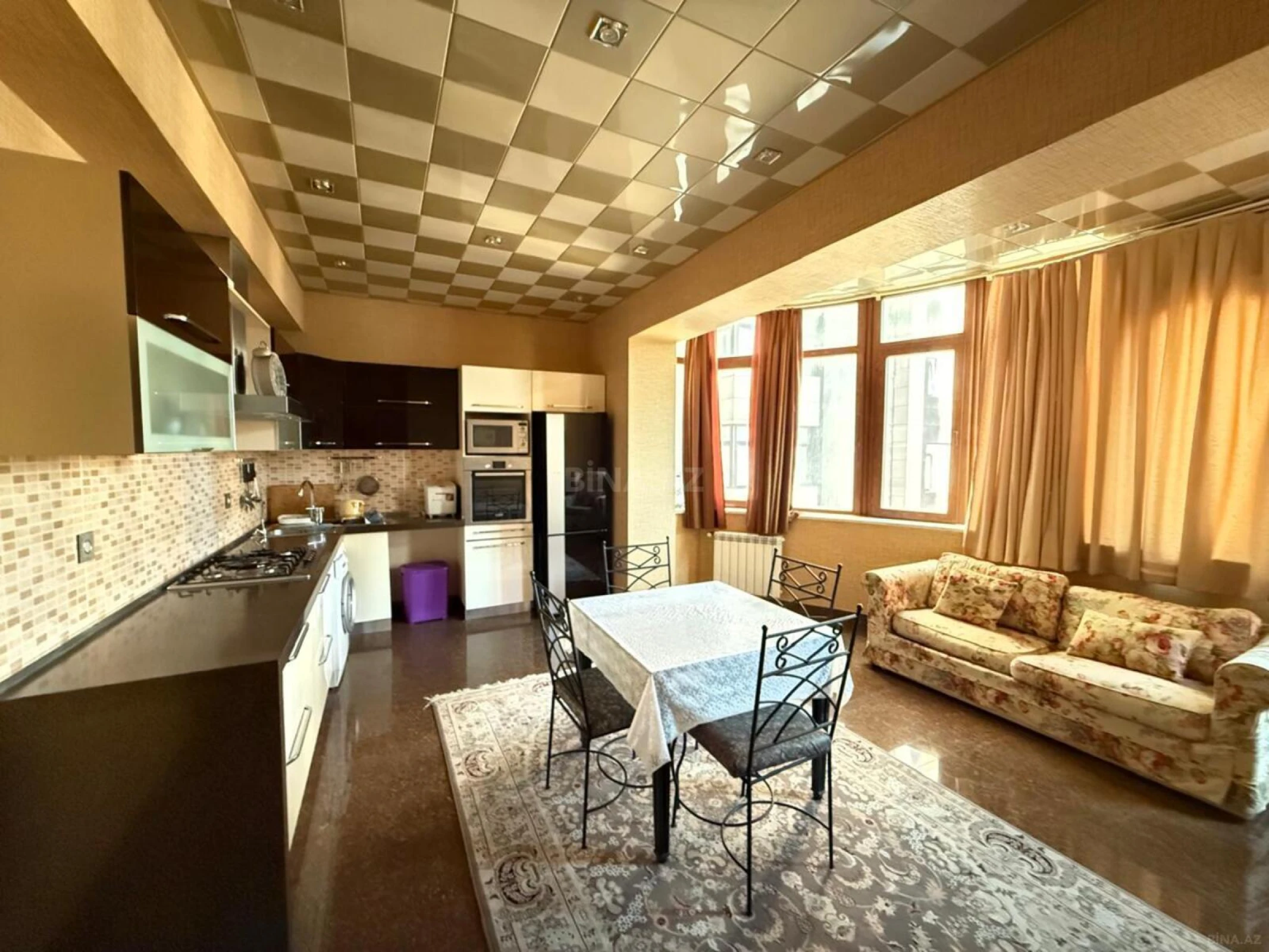 Satılır 3 otaqlı mənzil 110 m²