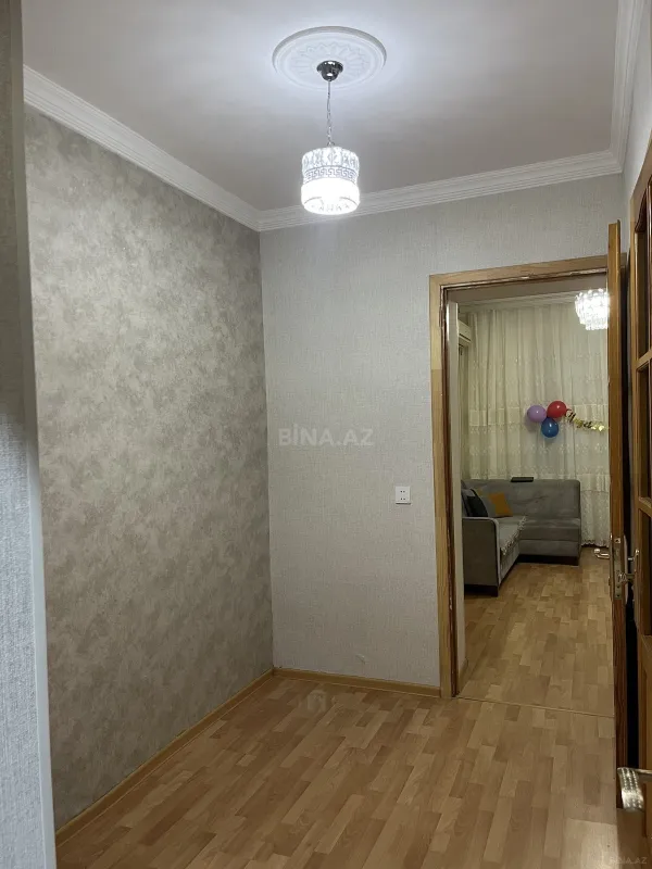 Satılır 3 otaqlı mənzil 76 m²