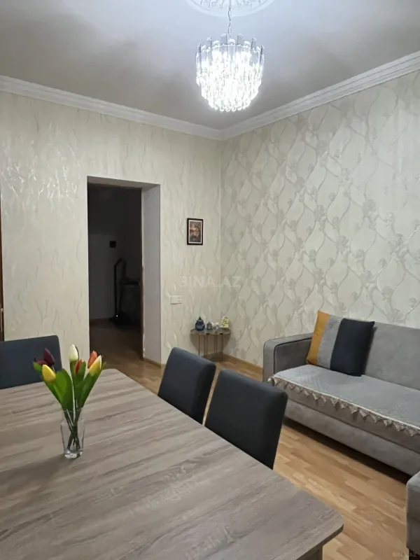 Satılır 3 otaqlı mənzil 76 m²