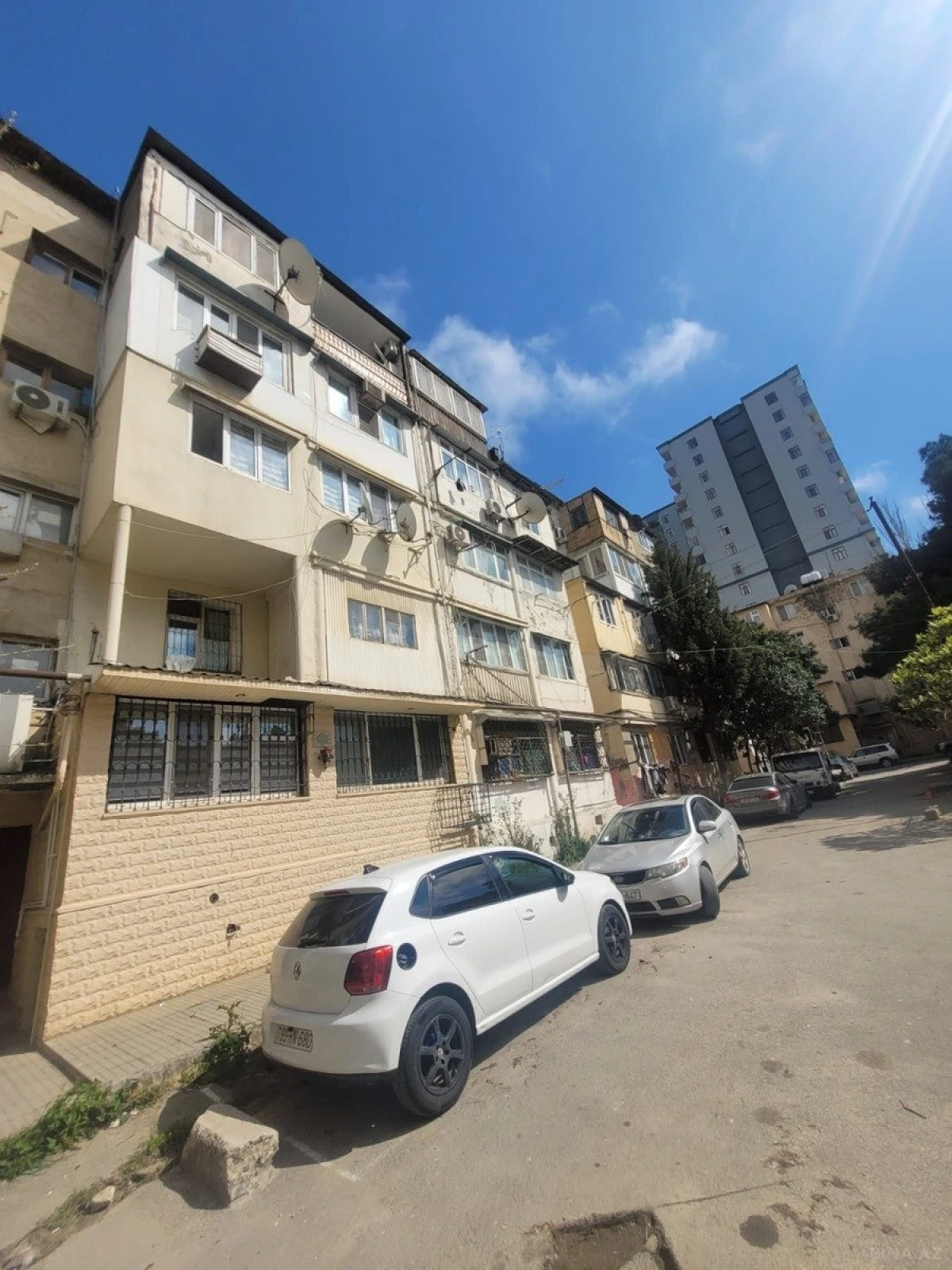 Satılır 3 otaqlı mənzil 75 m²
