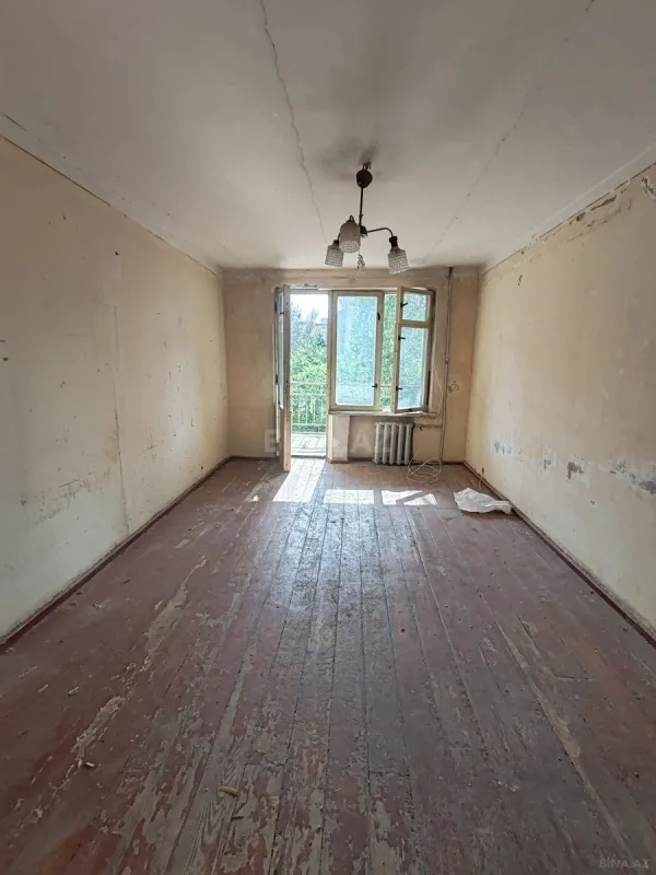 Satılır 3 otaqlı mənzil 75 m²