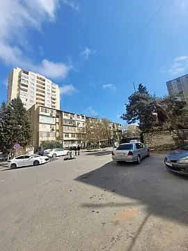 Satılır 3 otaqlı mənzil 75 m²