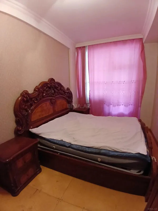 Kirayə verilir 2 otaqlı mənzil 60 m²