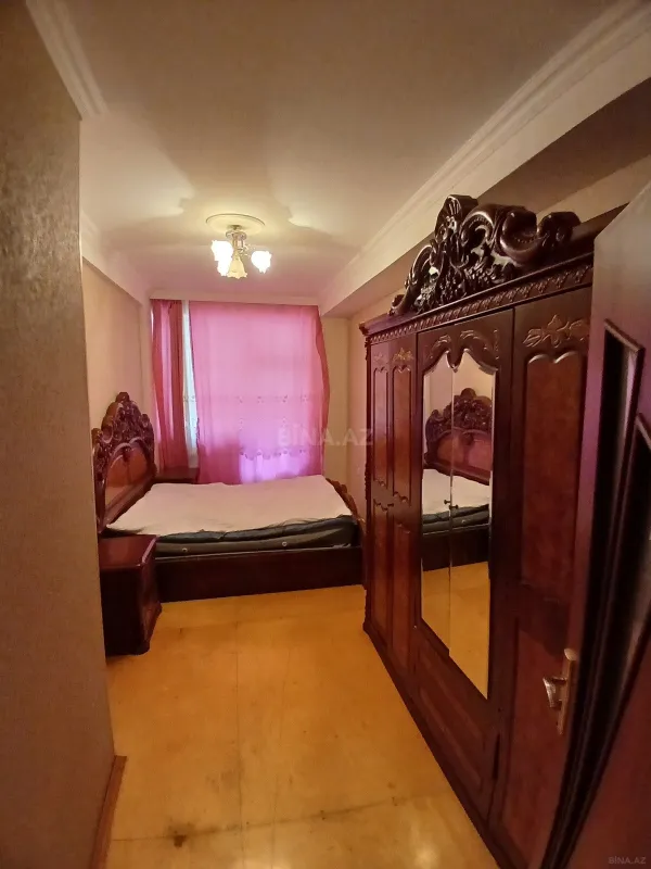Kirayə verilir 2 otaqlı mənzil 60 m²
