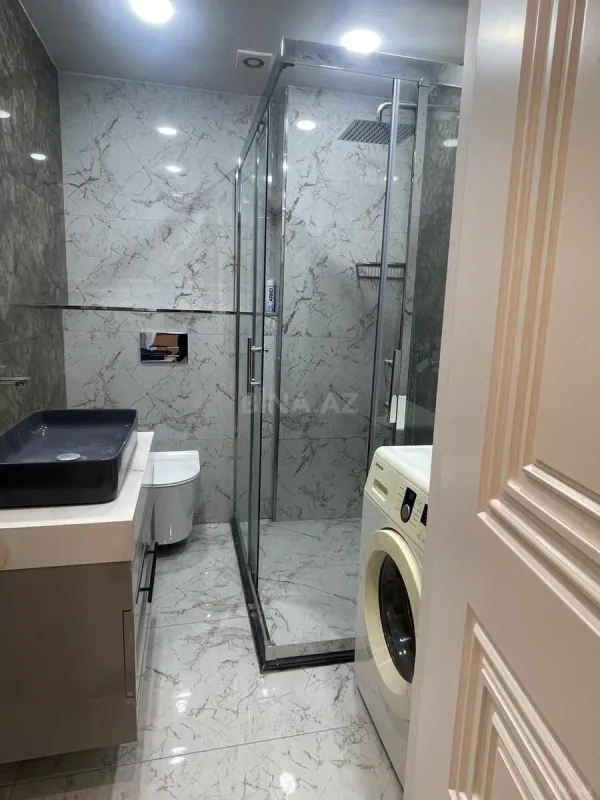 Kirayə verilir 2 otaqlı mənzil 60 m²