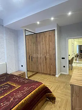 Kirayə verilir 2 otaqlı mənzil 60 m²