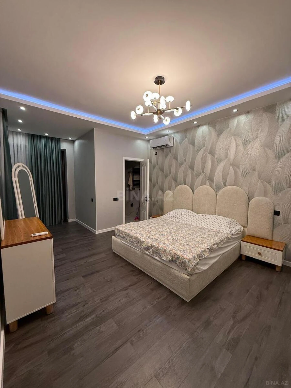 Kirayə verilir 4 otaqlı həyət evi 300 m²
