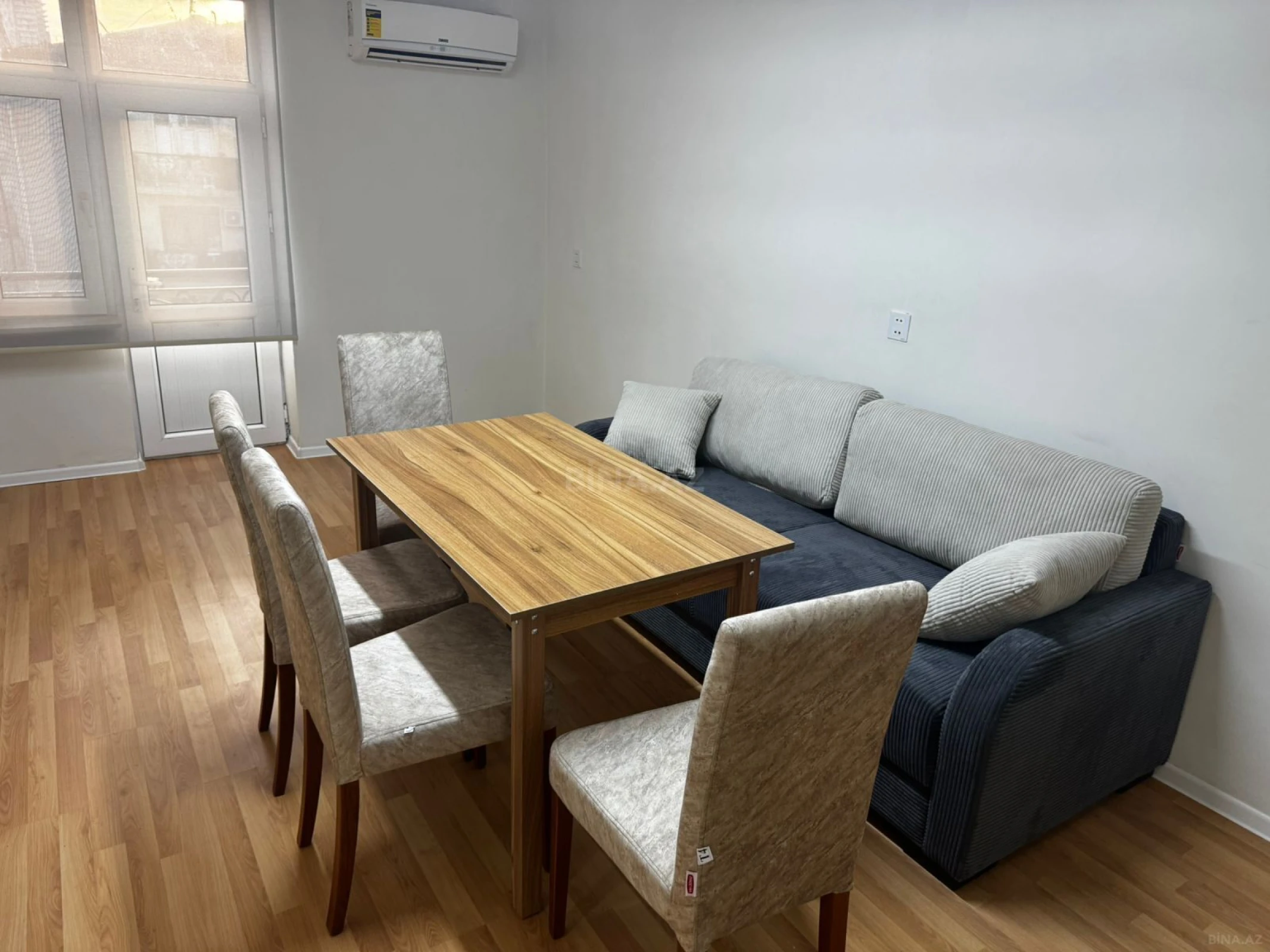 Kirayə verilir 2 otaqlı mənzil 55 m²
