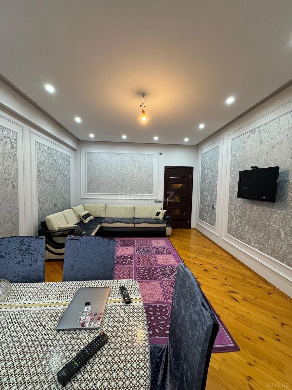 Satılır 2 otaqlı mənzil 70 m²