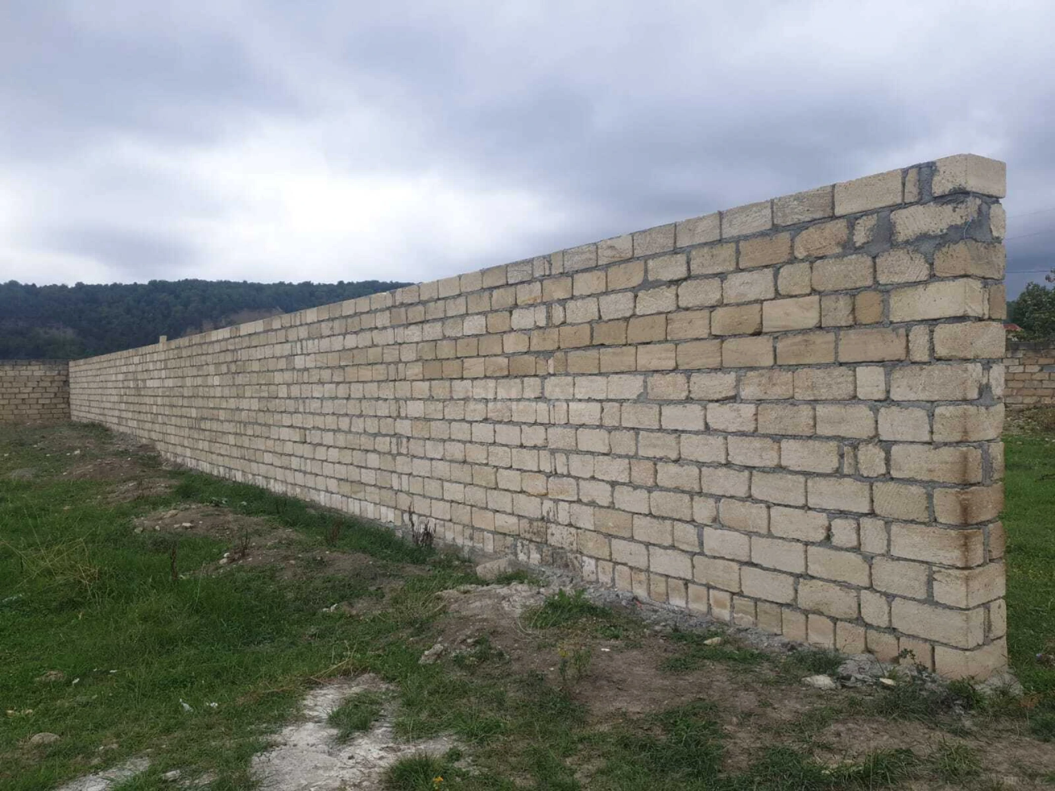 Satılır torpaq sahəsi 12 m²