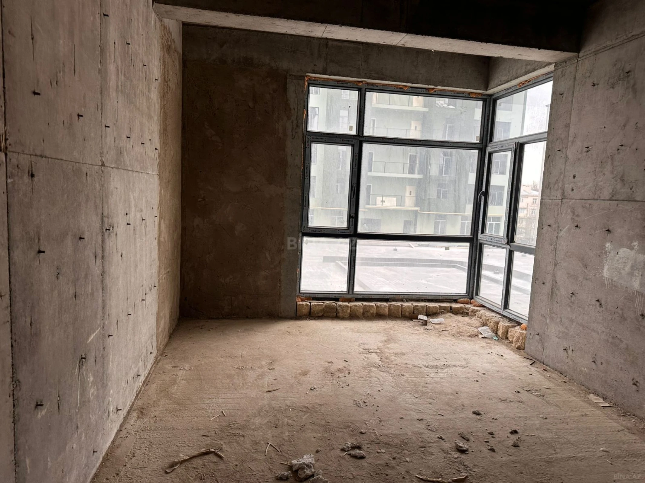 Satılır 2 otaqlı mənzil 50 m²