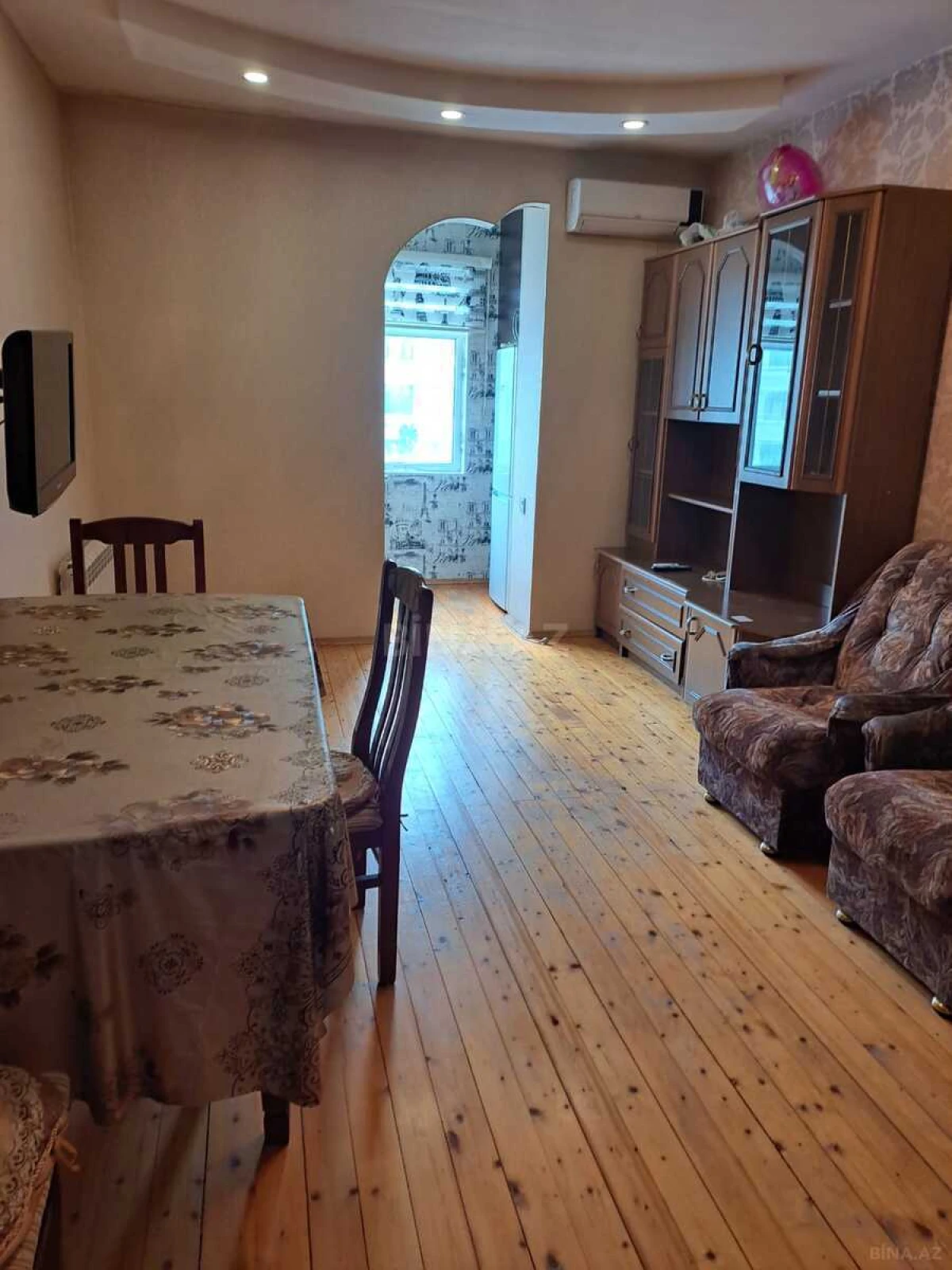 Kirayə verilir 2 otaqlı mənzil 50 m²