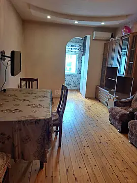 Kirayə verilir 2 otaqlı mənzil 50 m²