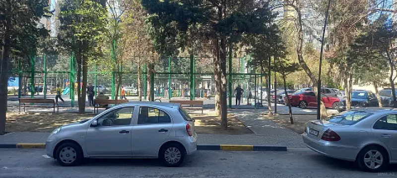 Satılır 2 otaqlı mənzil 58 m²