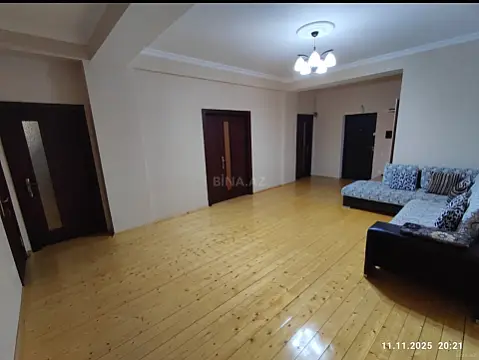 Kirayə verilir 4 otaqlı mənzil 130 m²