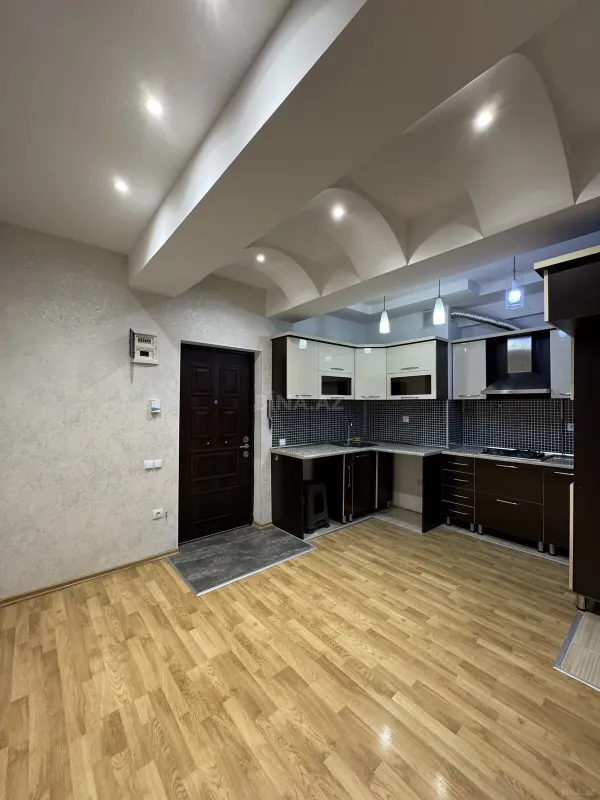 Satılır 2 otaqlı mənzil 70 m²
