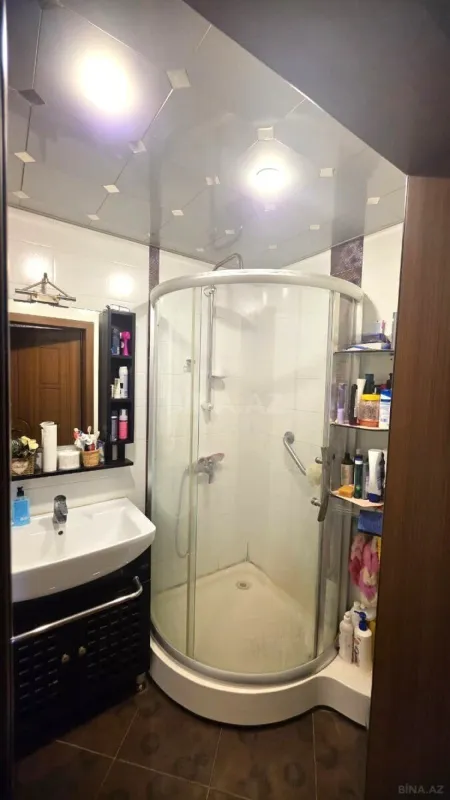 Satılır 3 otaqlı mənzil 125 m²