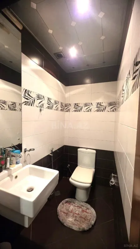 Satılır 3 otaqlı mənzil 125 m²