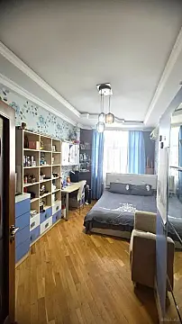 Satılır 3 otaqlı mənzil 125 m²