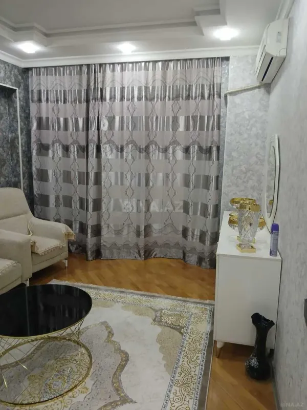 Satılır 3 otaqlı mənzil 80 m²