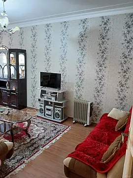 Satılır 3 otaqlı mənzil 80 m²