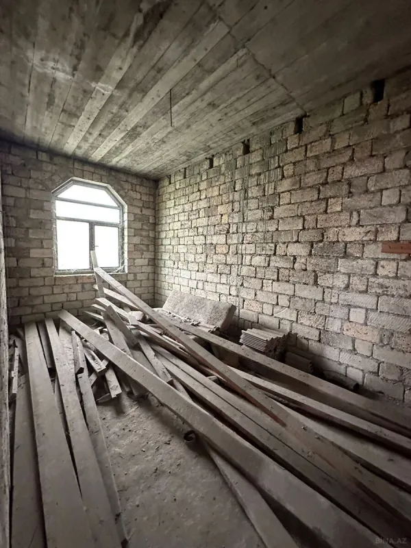 Satılır obyekt 1200 m²