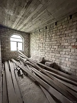 Satılır obyekt 1200 m²