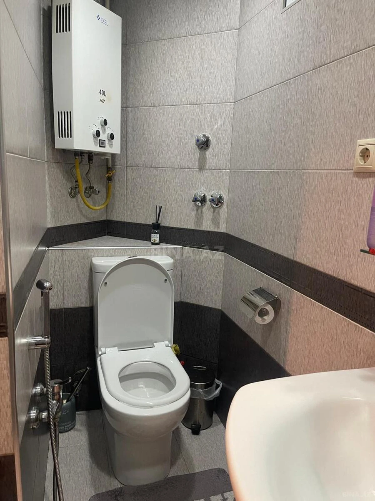 Satılır 3 otaqlı mənzil 70 m²