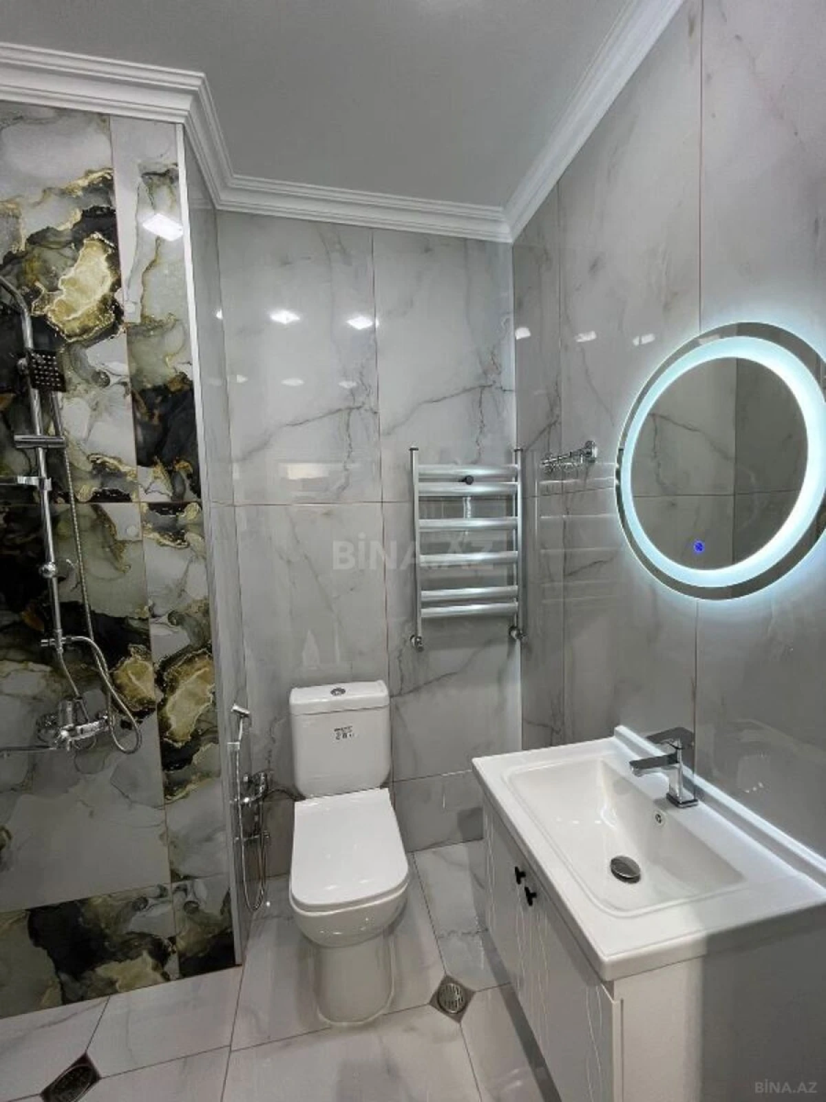 Satılır 2 otaqlı mənzil 55 m²