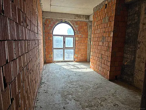 Satılır 3 otaqlı mənzil 113 m²