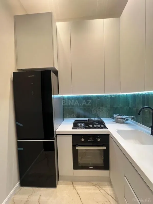Kirayə verilir 2 otaqlı mənzil 70 m²
