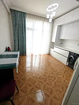 Kirayə verilir 3 otaqlı mənzil 120 m² — Bakı 3 otaq 120.00 m²
