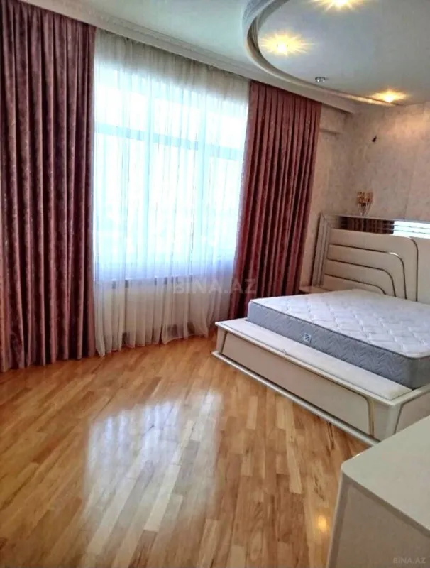 Kirayə verilir 3 otaqlı mənzil 120 m²