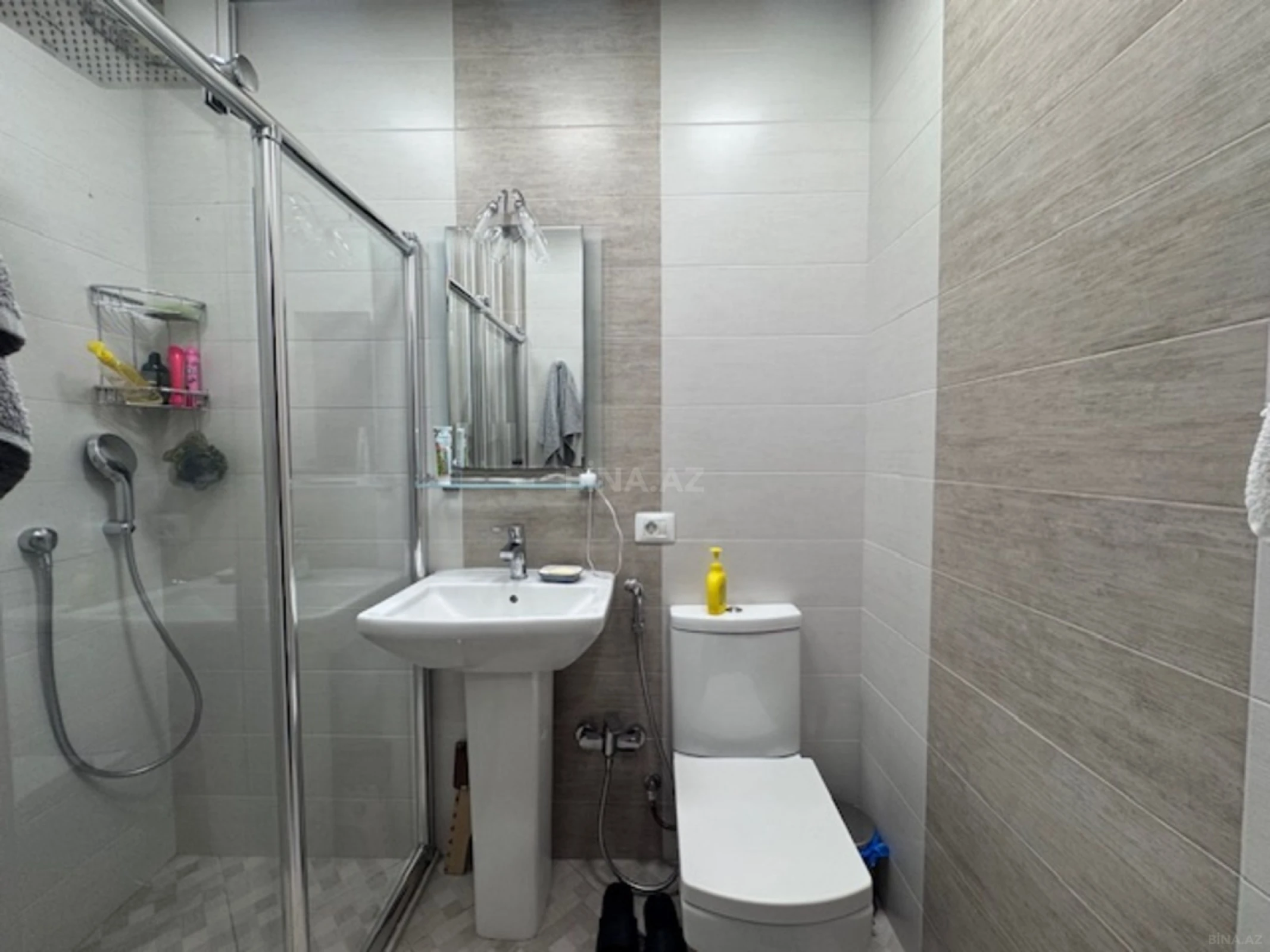 Satılır 3 otaqlı mənzil 120 m²