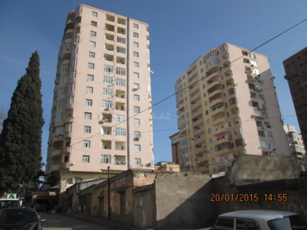 Satılır 3 otaqlı mənzil 150 m²