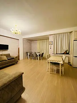 Satılır 3 otaqlı mənzil 110 m²